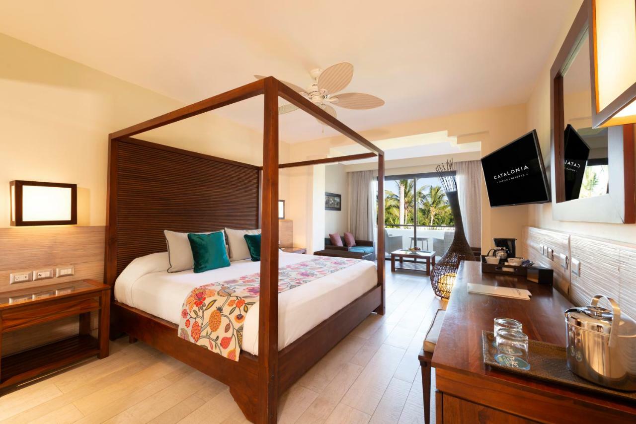 Catalonia Royal Bavaro (Adults Only) Hotel Punta Cana Exterior photo Junior Suite